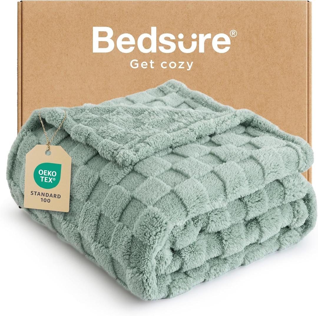 Bedsure GentleSoft Sage Green Throw Blanket for Couch - Checkered Fleece Blankets Gifts for Women Men Girls, Cute Soft Cozy Throw for Bedroom Home Decor Gifts, 50x60 Inches