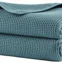 POLYTE 380 GSM Microfiber Oversize Quick Dry Lint Free Waffle Bath Towel for Body, 60 x 30 in, Set of 2 (Green)