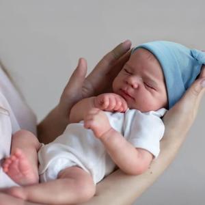 CHAREX Realistic Reborn Baby Dolls Boy - 18 Inch Newborn Sleeping Baby Dolls, Lifelike Reborn Baby Dolls with Weighted Soft Cloth Body Birthday Gift Toy for Age 3+