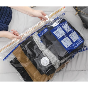 Hefty Shrink-Pak Vacuum Storage Bags - Space Saver for Under Bed Storage, Clothing and Comforters, Odor Resistant 4 Bags