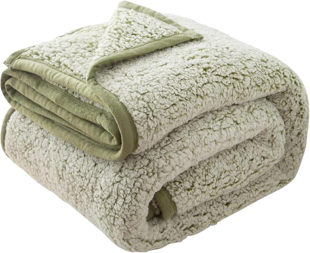 EMME Fleece Throw Blankets Soft Sherpa Plush Blankets for Couch Cozy Bed Blanket(Sage, 50"x60")