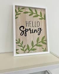 Hanging Wooden Sign with Saying Hello Spring Rustic Wooden Wall Art Signs Encouragement Gifts Garden Signs for Bedroom Living Room Office Home Wall Decor 12 x 18 Inch