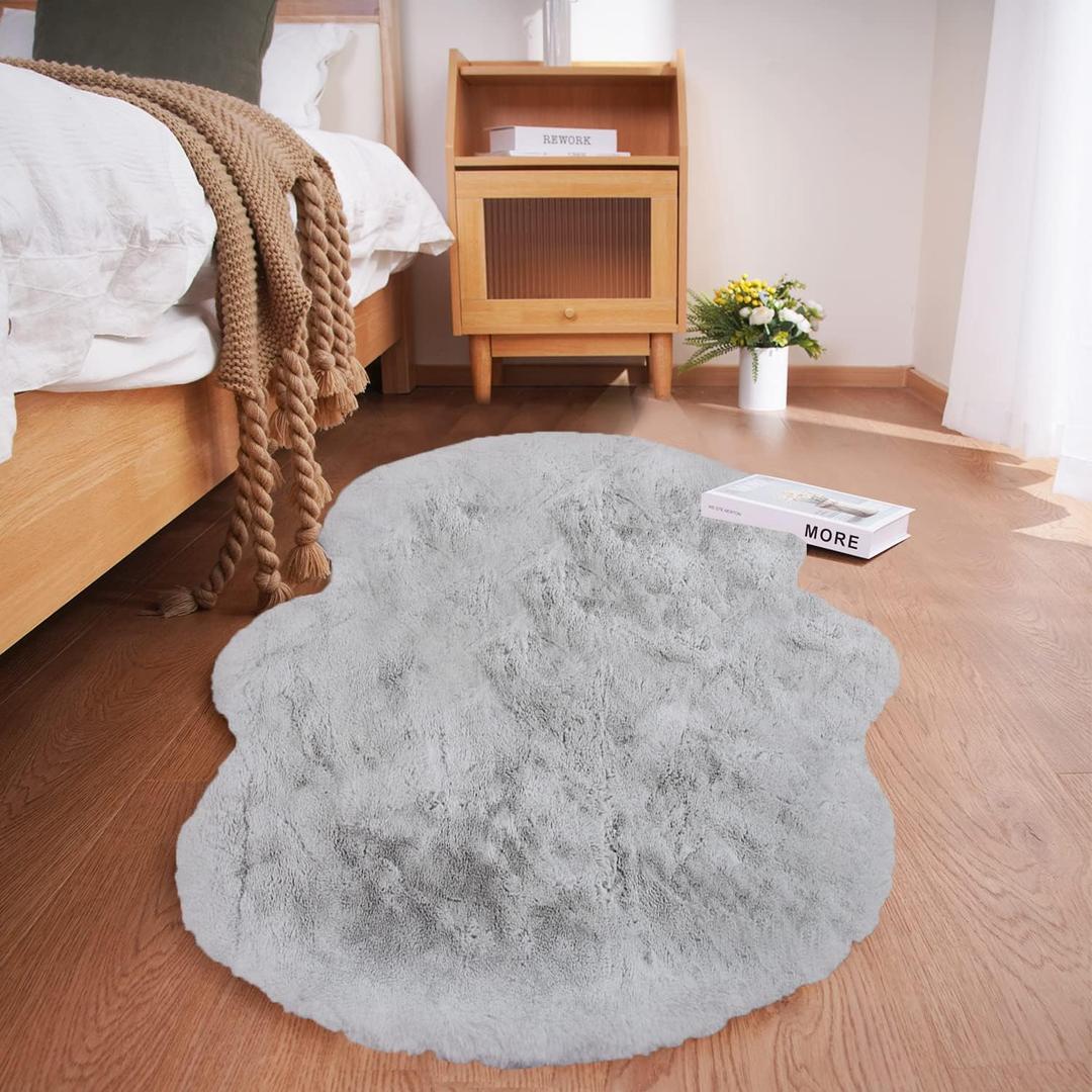 Ghouse Soft Faux Sheepskin Fur Rug 2x4 Grey Fluffy Bedside Rugs Plush Rug Shag Nursery Carpet Area Rugs for Living Room Bedroom Playing Room Decor