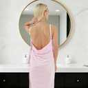REDKISS Wearable Bath Towel Wrap for Women - 31"x63" Microfiber Bath Towel Wrap with Adjustable Strap | Multiple-purpose