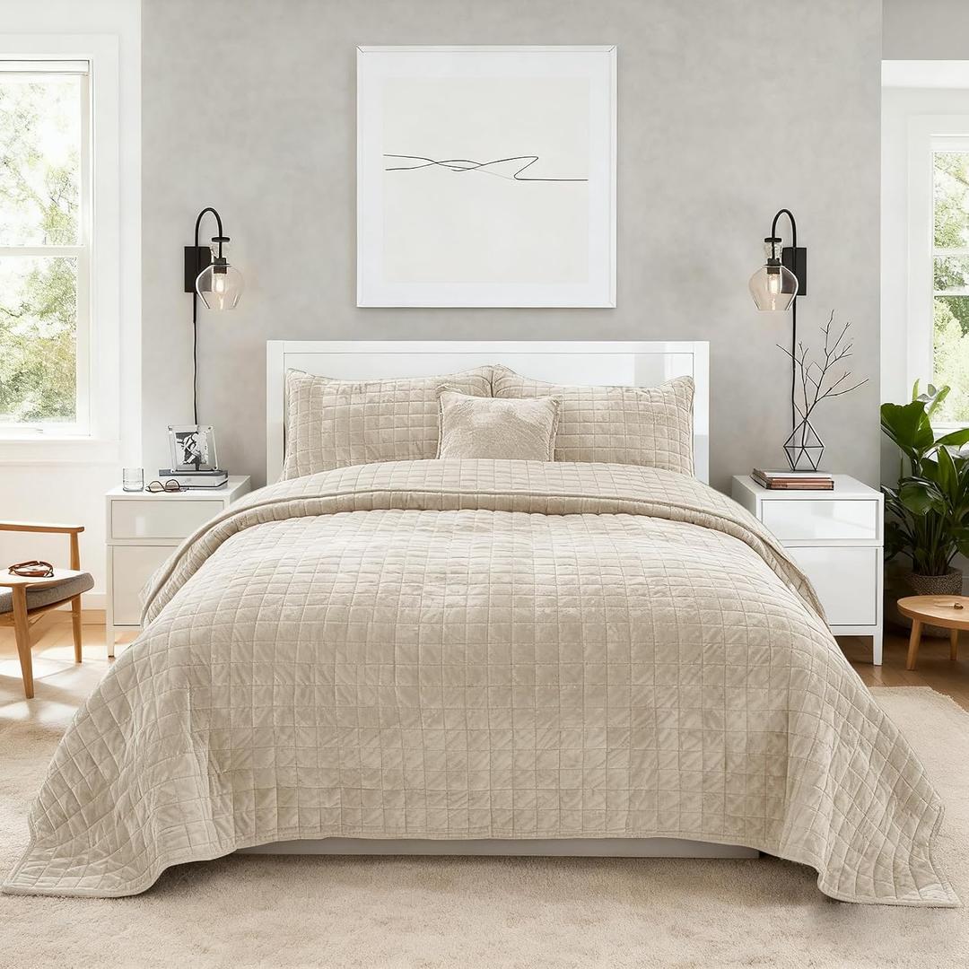 Quilt Set Oversized King Size 120x120 Luxurious Velvet Bedding Sets with 2 Pillow Shams 20x36 3 Pieces Ultra Soft Quilted Bedspread Coverlet Comforter for All Season,Beige | Luxury Cozy, Soft Microfiber, Breathable, Pet Friendly, All Season, machine-washable, Super King-120x120