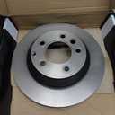BOSCH 42011150 QuietCast Premium Disc Brake Rotor - Compatible with Select Audi Q7; Porsche Cayenne; Volkswagen Touareg; FRONT LEFT - Single