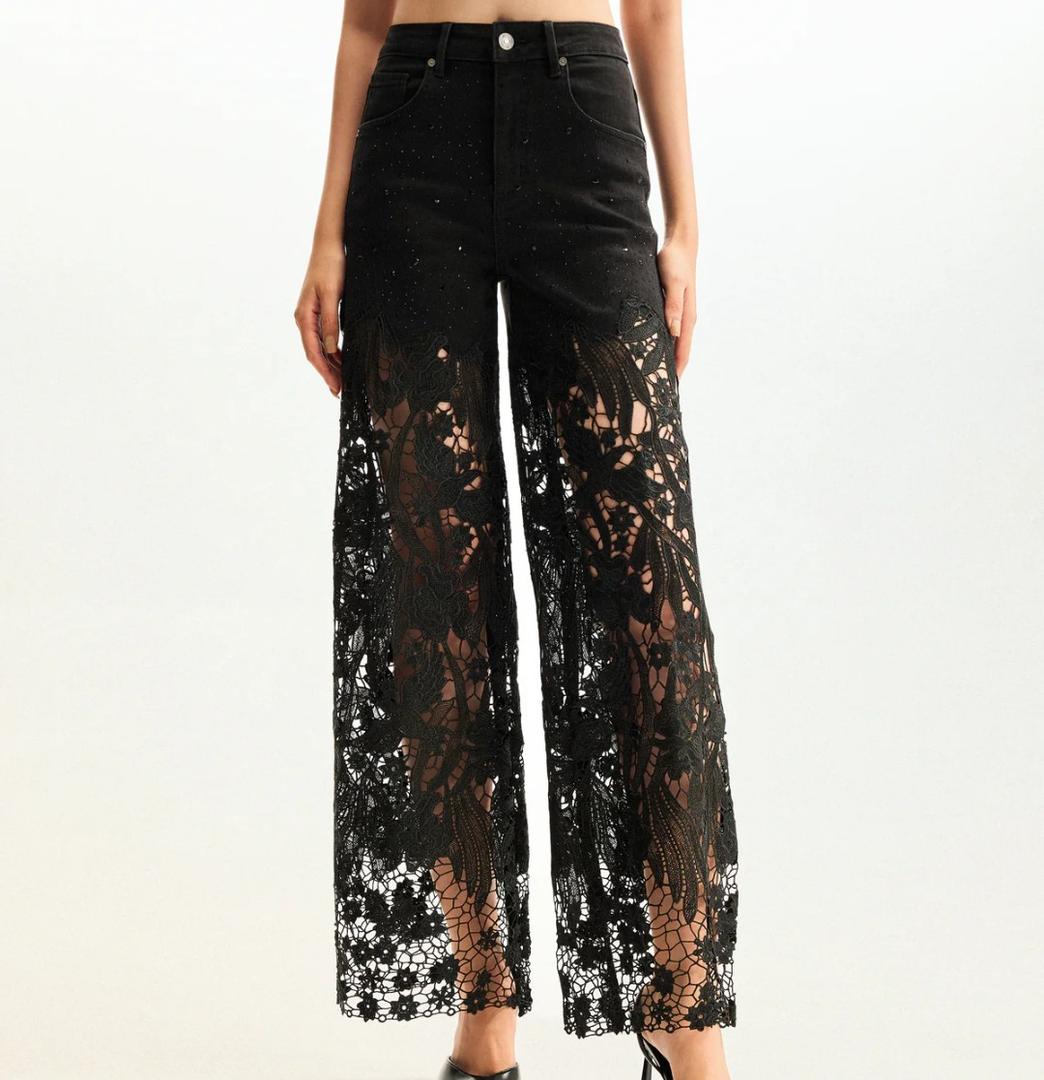 JW PEI Women's Embroidery High Rise Wide Leg Lace Denim Jeans with Rhinestone
size 32