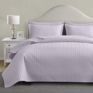 Maple&Stone Lilac Purple Quilt Set King Size, Lightweight Bedspread Ultrasonic Chevron Pattern Light Coverlet for All Season Comforter Bedding Decor - 3 Piece King Bed Cover Sets (King (106'' x 96''))