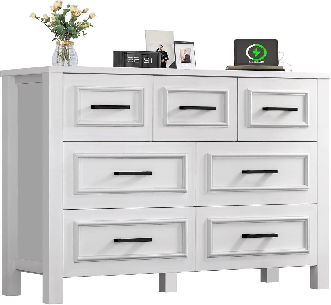 YITAHOME 7 Drawer Dresser with Built-in Power Outlet, Wood Dresser TV Stand with Large Drawers and Bar Handles, White Chest of Drawers for Living Room, Entryway, 15.7"D x 47.2"W x 33.4"H