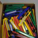 300 Pcs Box Cutters Retractable Utility Knife Office Supplies 9mm Wide Blade Cutter Compact Razor Knife for Home Use(Multicolor)