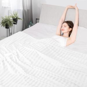 Elegear Revolutionary Cooling Blanket Twin, Absorbs Heat to Keep Body Cool for Night Sweats, Double Sided Arc-Chill3.0 Cool Fiber Q-Max>0.5, Lightweight Summer Cold Blankets Sleeping 59" x 79" (White)
