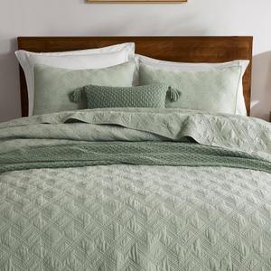 WDCOZY 100% Cotton King Size Quilt Set - Sage Green Pre-Washed Soft Lightweight Modern Bedspread, Farmhouse Country Rustic Coverlet, Textured Like Linen, Shabby Chic Gauze Bedding, 3 Pieces (King (106"x96"))