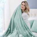 CHOSHOME Cooling Blanket for Hot Sleepers Lightweight Summer Cold Thin Blankets for Sleeping, Hot Flashes Night Sweats, Soft Blanket for Bed, Queen Size, Green (Queen 90" x 90")
