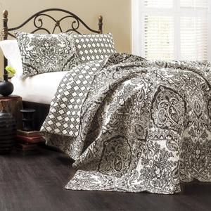 Lush Decor Aubree Quilt Paisley Damask Print Pattern Reversible 3 Piece Lightweight Bedding Blanket Bedspread Set - King - Black and White