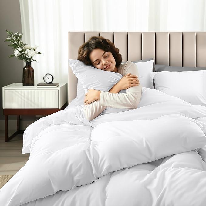 Utopia White Comforter, Sheets, And Pillow Cases, size 80*80