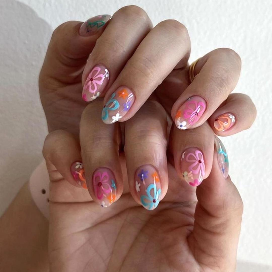 Cute Colorful Flower Press on Nails Short Oval Fake Nails Glossy Acrylic Glue on Nails Reusable Full Cover Artificial Nails for Women