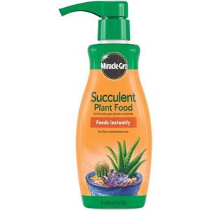 Miracle-Gro Succulent Plant Food, Liquid Plant Food for All Indoor Succulents, Cacti, Jade Plants, Aloe Vera and More, 8 oz. (1 Pack)