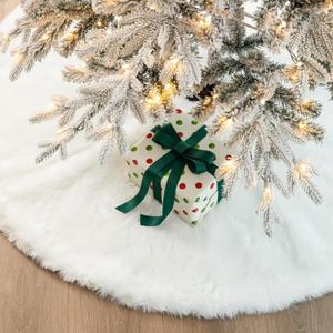 Glitzhome 48" D White Plush Christmas Tree Skirt Plush Faux Fur Xmas Tree Skirt Cover Mat for Christmas New Year Party Holiday Home Decorations Ornaments