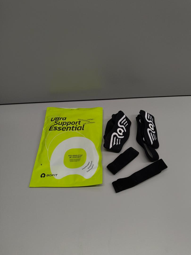 Pack of 2 Patella Knee Strap Band for Knee Pain Knee Support Patella Stabilizer Braces Tendon Ergonomic Silicone Pad (with 2 adjustable straps, one long & one short)