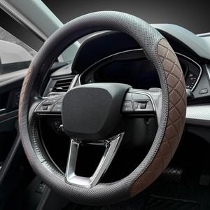 LKWLIKEI Nappa Leather Steering Wheel Cover,Elegant Diamond Checkered Design, Non-Slip wear-Resistant, Enhance Driving Comfort, Suitable for Steering Wheel Diameter 14 1/2-15 Models.Black Brown