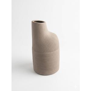 HD Designs Porcelain Vase, 7.3"