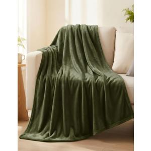Casa Platino Fleece Throw Blankets – 300 GSM Olive Green – Soft Cozy Warm Winter Throws, Fuzzy Plush Elegant for Kids, Men & Women - Ideal for Couch, Sofa, Chair or Bed - 50x60 Inch