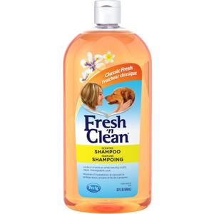 PetAg Fresh n Clean Scented Shampoo, Classic Fresh Scent - 32 oz - Moisturizes with Vitamin E & Aloe Vera - Strengthens & Repairs Coats - Soap Free
