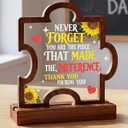 Qunclay Inspirational Gift Ideas Thank You Gifts for Teacher Coworkers Employee Appreciation Gifts Acrylic Sign with Wooden Stand for for Office Desk Table Shelf Never Forget the Difference You Maker