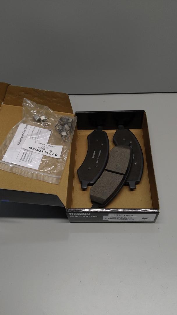 Bendix Premium SBC1084 Ceramic Front Brake Pads for Select Models Chrysler Aspen, Dodge Dakota, Durango, Ram 1500, Mitsubishi Raider, 1500 Classic, Dakota, 3 Pack