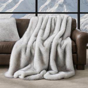 EVERGRACEHOME Luxury Faux Fur Throw Blanket, Soft Fluffy Faux Mink Blankets for Bed, Couch, Sofa, Thick Cozy Plush Warm Fur Throws with Reversible Velvet, Frosted White Wolf, 50"x60" EVERGRACEHOME Luxury Faux Fur Throw Blanket, Soft Fluffy Faux Mink Blankets for Bed, Couch, Sofa, Thick Cozy Plush Warm Fur Throws with Reversible Velvet, Frosted White Wolf, 50"x60"