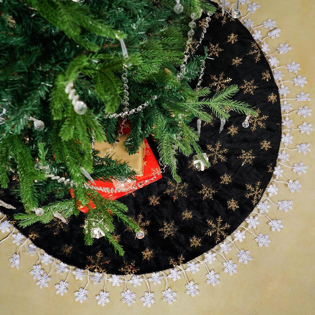 Christmas Tree Skirt, Black Velvet Tree Skirt, Xmas Part Decorations for Christmas Tree, with Plush Gold White Snowflake Christmas Tree Decoration, Tree Skirt Mat (35.4 Inch/90cm)