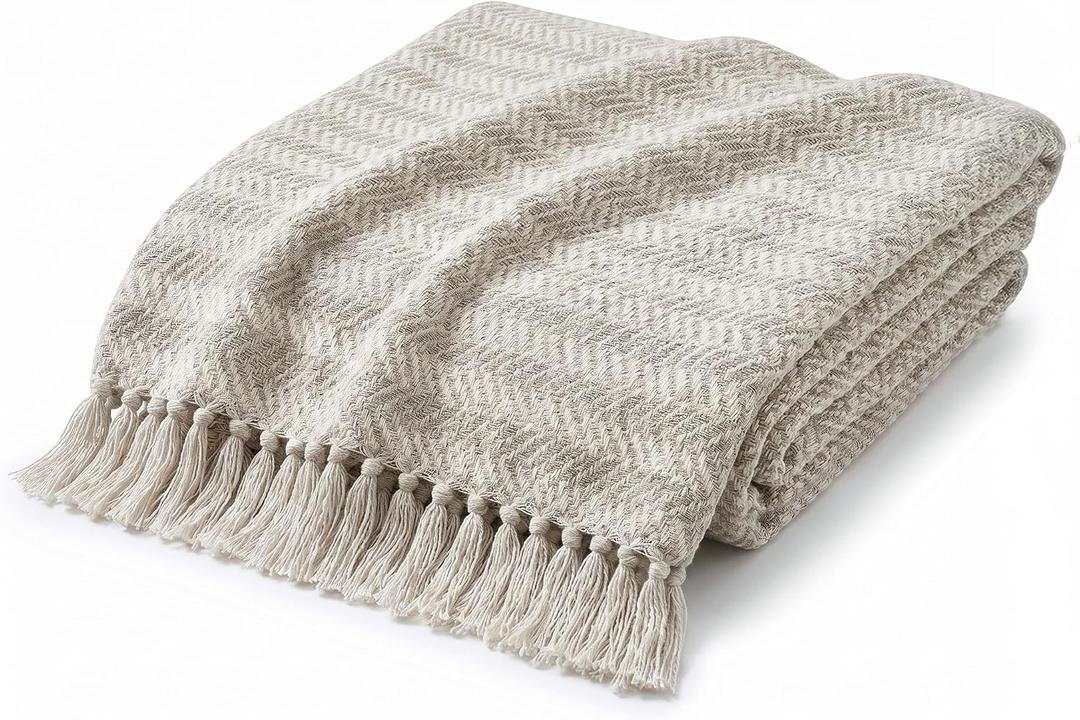 Americanflat 50x60 Throw Blanket - Soft and Breathable Cotton Throw Blanket for Couch, Bed, Chair - Decorative Blankets Perfect for Home, Office, or Outdoor Use - Cream and Beige Zig Zag Design