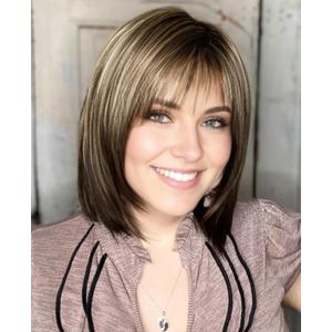 RENERSHOW Brown Highlight Short Pixie Bob Wig with Bangs Layered Brown Mix Blonde Wigs for Women Chin Length Straight Synthetic Wig Natural Looking Daily Party Wig