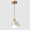 Mini Pendant Light Retro White Wave Ceramic Lampshade Minimalist Style Ceiling Hanging Lamp Brass Finish Ceiling Light for Kitchen Island Bedroom Bedside
