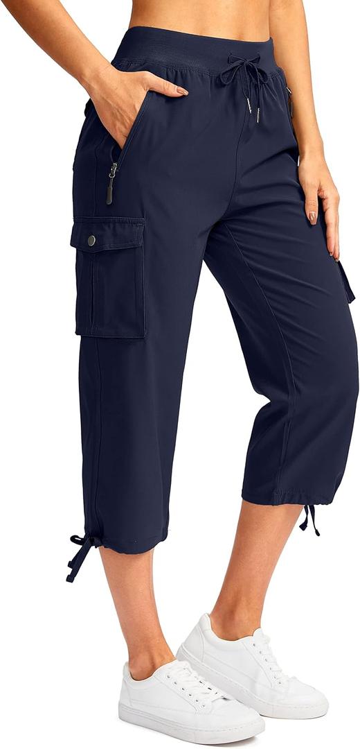 Soothfeel Women's Cargo Capris Pants with 6 Pockets Lightweight Quick Dry Travel Hiking Summer Pants for Women Casual Small