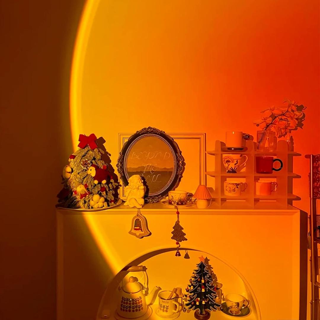 Sunset Lamp Room Lights, 180 Degree Rotation Sunset Light USB Charging LED Lighting Sunset Projection Lamp for Photo Vlog Bedroom Home Decor Indoor Party