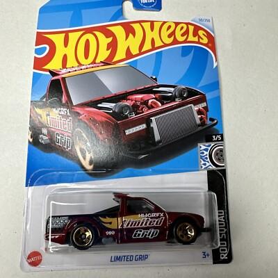 Hot Wheels 2000GT-R LBWK, 1:64 Scale Die-Cast Car, Silver, 191/250