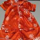 Umeyda Women & Girls Pajamas Set, Soft Satin Lightweight Silk Button-Down Top with Shorts 2 Piece PJS for Mom Boys Kids Gifts (4-5T, Red Snowflake)