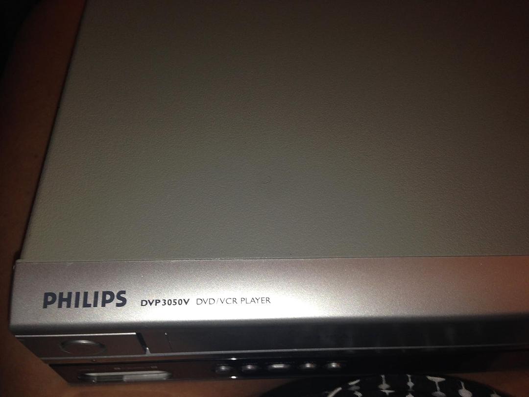 Philips DVP3050V/37 DVD/VCR Combo