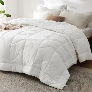 Bedsure Queen Comforter - Comforters Queen Size for All Season, Ultra-Soft Down Alternative & Prewashed Duvet Insert with 4 Tabs - Machine Washable, White, 88x88 Inches