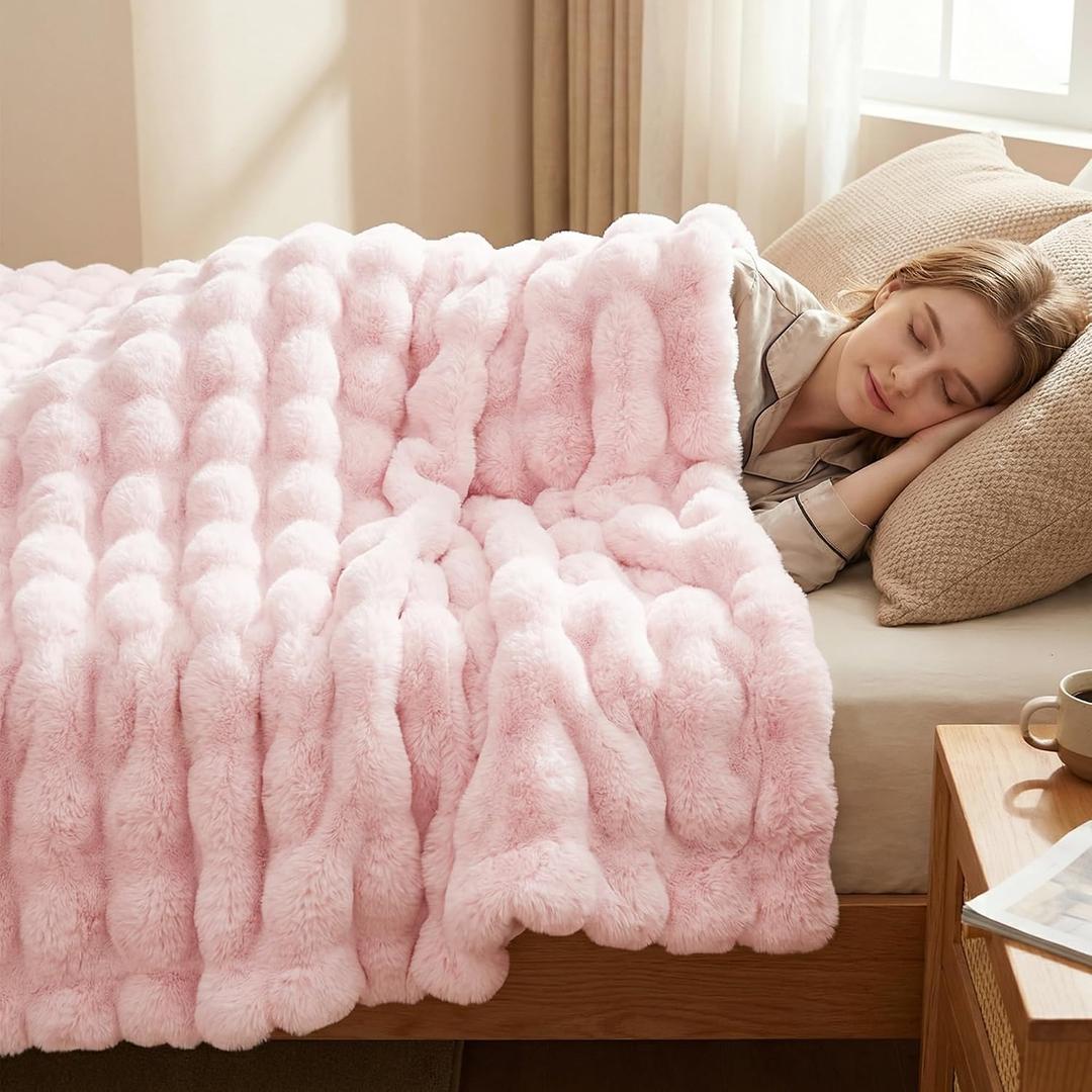 DREAMNINE Soft Faux Bubble Rabbit Fur Throw Blanket for Couch, Thick Cozy Decorative Warm Fuzzy Fur Blanket for Sofa Chair Bedroom Living Room Dorm Women Gift, 50 * 60 Inches, Pink