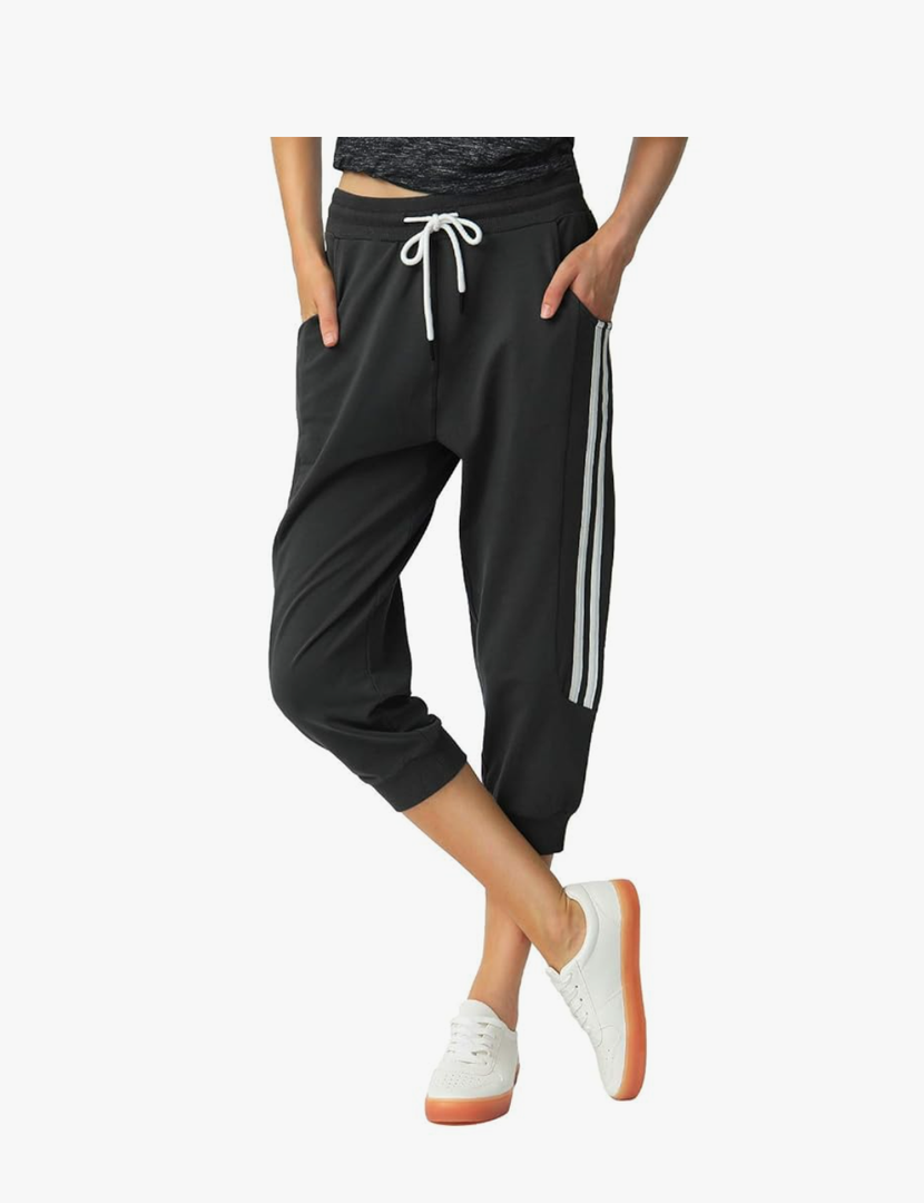 SPECIALMAGIC Women's Capri Pants Cropped Joggers with Pockets Elastic Waist Drawstring Capri Sweatpants,L
