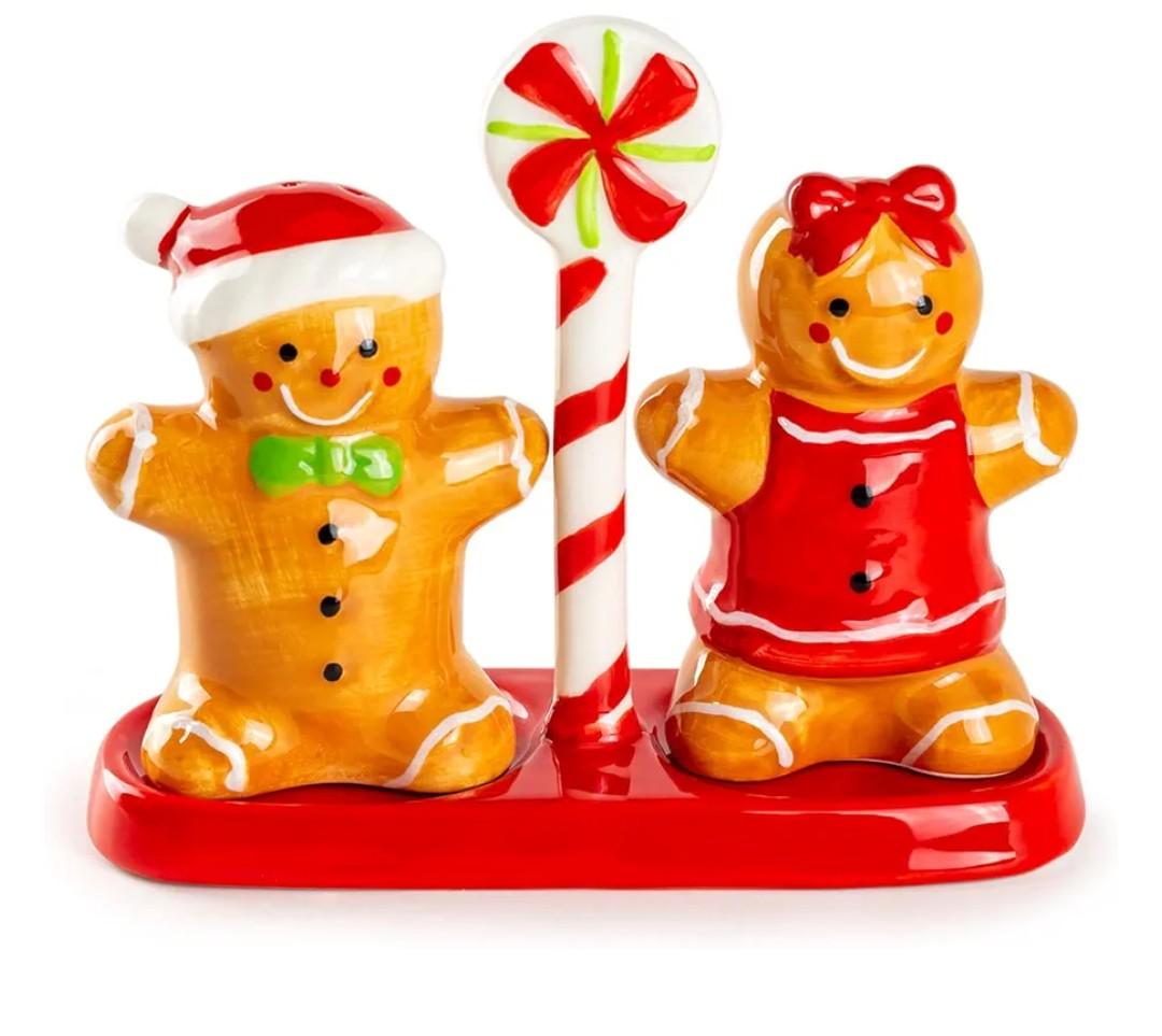 Potter's Studio Gift Boxed Gingerbread Figurine Salt and Pepper Shaker Set