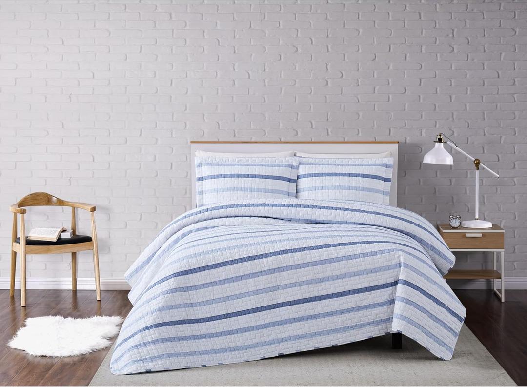 TRULY SOFT Waffle Stripe White and Blue Polyester 3-Piece Full/Queen Quilt Set, Stripe Themed, for Men and Women, Oeko-TEX Certified Confidence