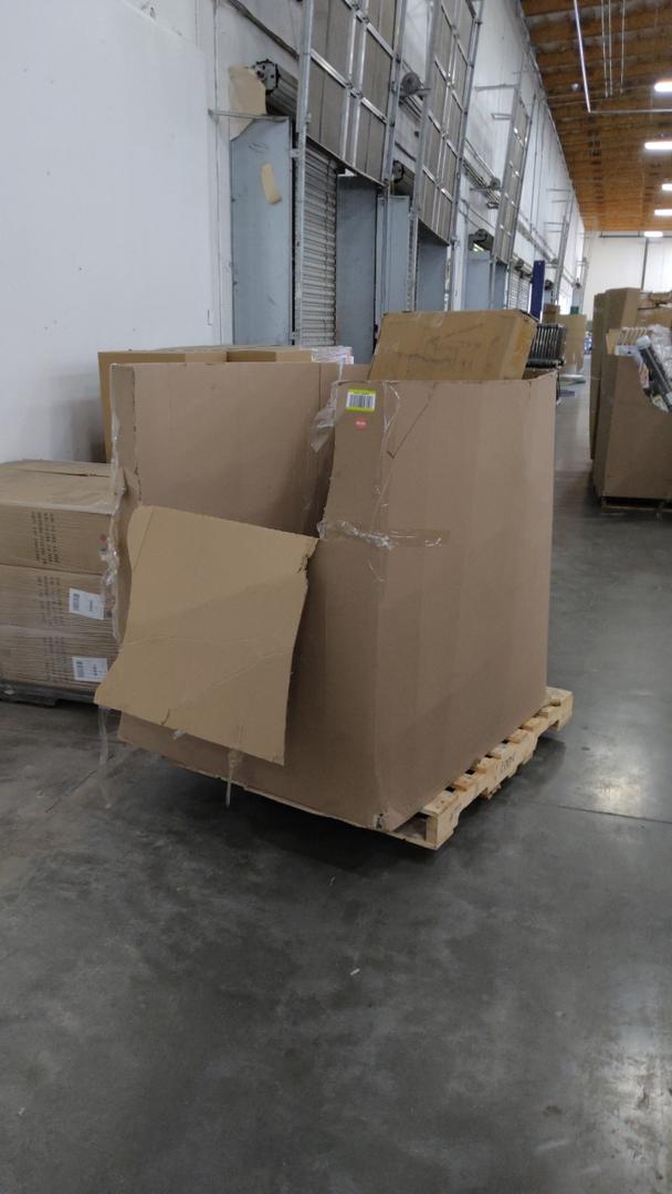 Pallet of Salvage Items