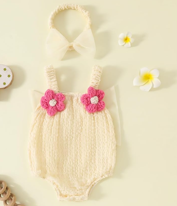 Koecnoc Baby Girl Bubble Romper with Butterfly Bow Back Newborn One-Piece Summer Outfit Cute Sleeveless Jumpsuit for Infants, Size 18-24