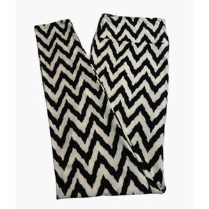 LuLaRoe TC Leggings Black & White Chevron Print Zig Zag Soft Comfort, Pack Of 2