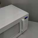 Avanti MT150V0W Microwave Oven 1000-Watts Countertop Compact with 9 Pre Cooking Settings, Speed Defrost & by Weight, Electronic Control Panel and Glass Turntable, 1.5-Cu.Ft, White