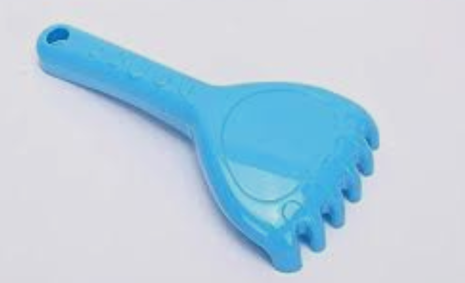 Plastic Beach Rake For kids, Color Blue
