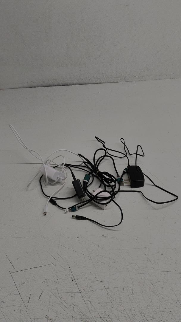 Lot of 4 Chargers Lot of 4 Chargers